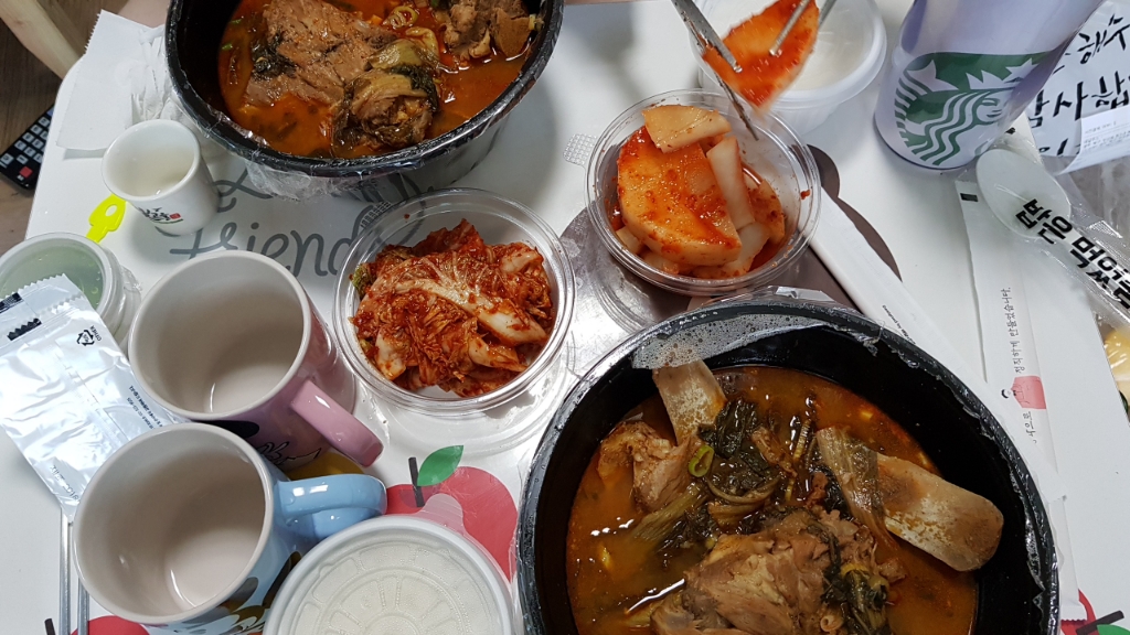 ㄹㅇ 현실적인 자취 밥상 | 인스티즈