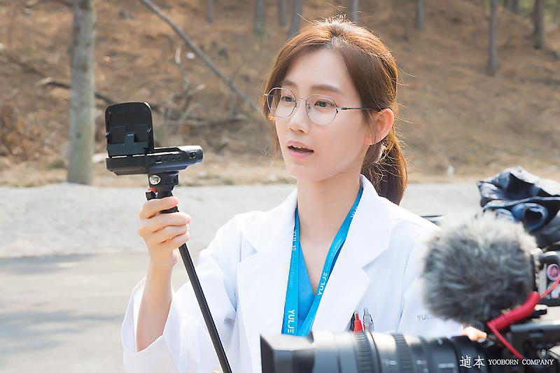 b084605d3ed9426a05f2a7ae6ba27996ce8756ad