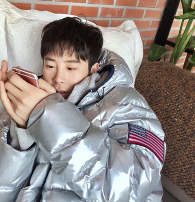 폴로를 좋아하는 피오 패션 스타일.jpg | 인스티즈