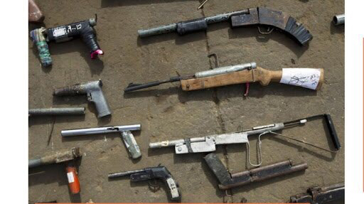 냉혹한 사제총기의 세계 | 인스티즈