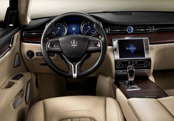 여자 아이돌이 타는 차.jpg | 인스티즈