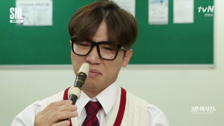 다 빌려가는 옆반 친구 나연이.jpgif | 인스티즈