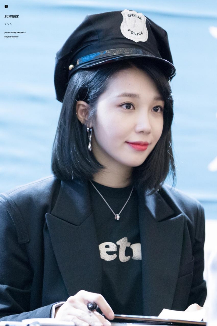 단발로 변신한 정은지.jpg | 인스티즈