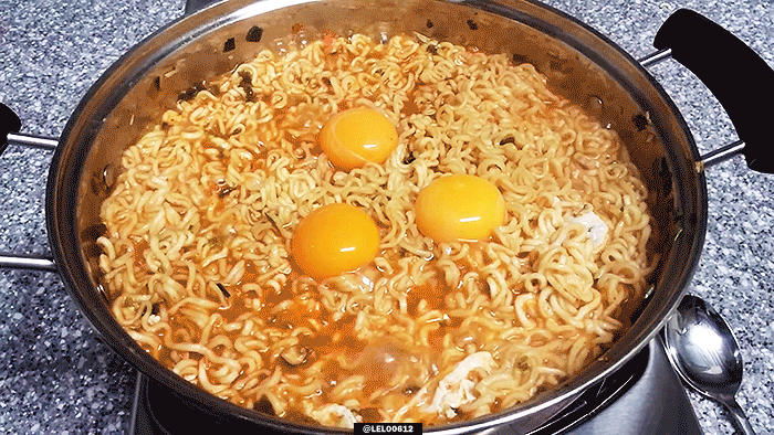 새벽에 보면 글쓴이 욕하게 되는 짤들 | 인스티즈