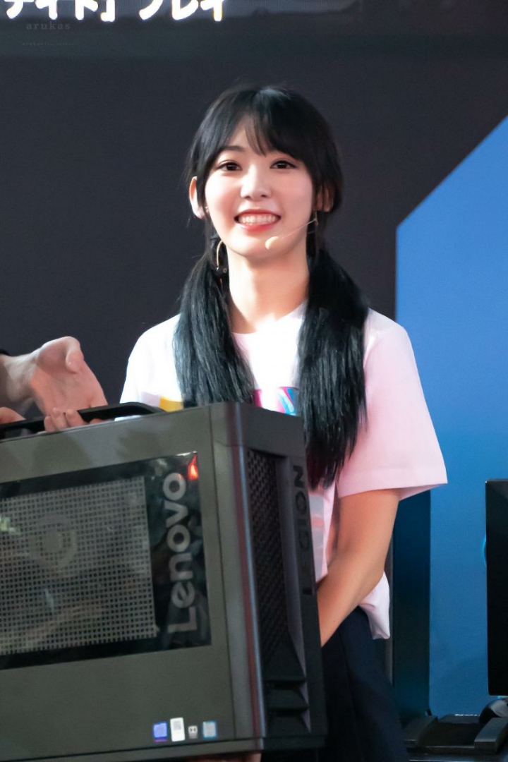 아이즈원 미야와키 사쿠라 랜덤짤 40 | 인스티즈