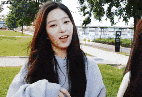 아이즈원으로 데뷔해서 참 다행인 친구 .jpgif | 인스티즈