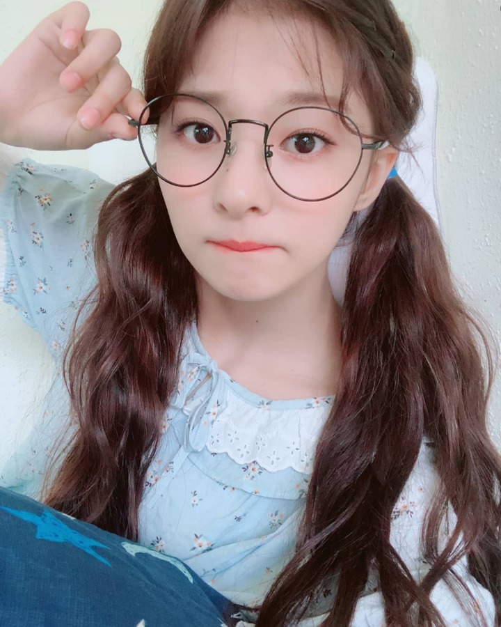 프로미스나인 이나경 | 인스티즈