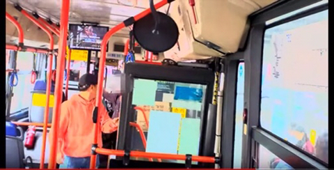 모르는 사람이 넥타이 매는걸 도와달라고 하면? | 인스티즈