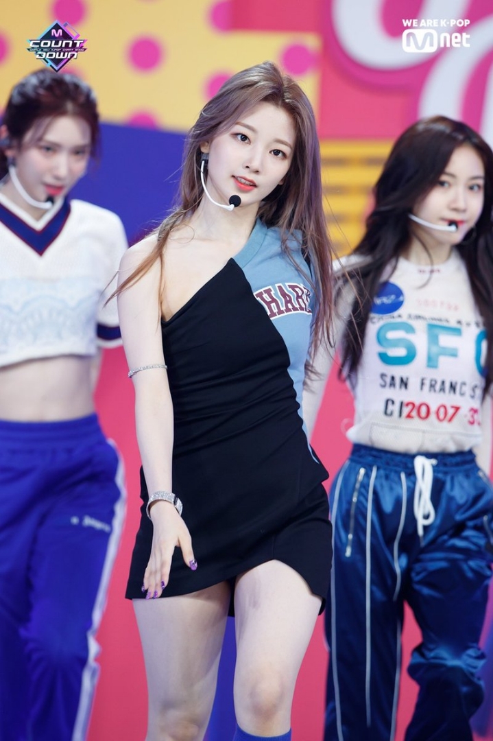 은근히 이쁜 로켓펀치 연희 | 인스티즈