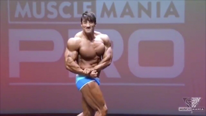 현재 일본에서 인기 한순간에 떡상해버린 징맨 황철순...JPGIF | 인스티즈