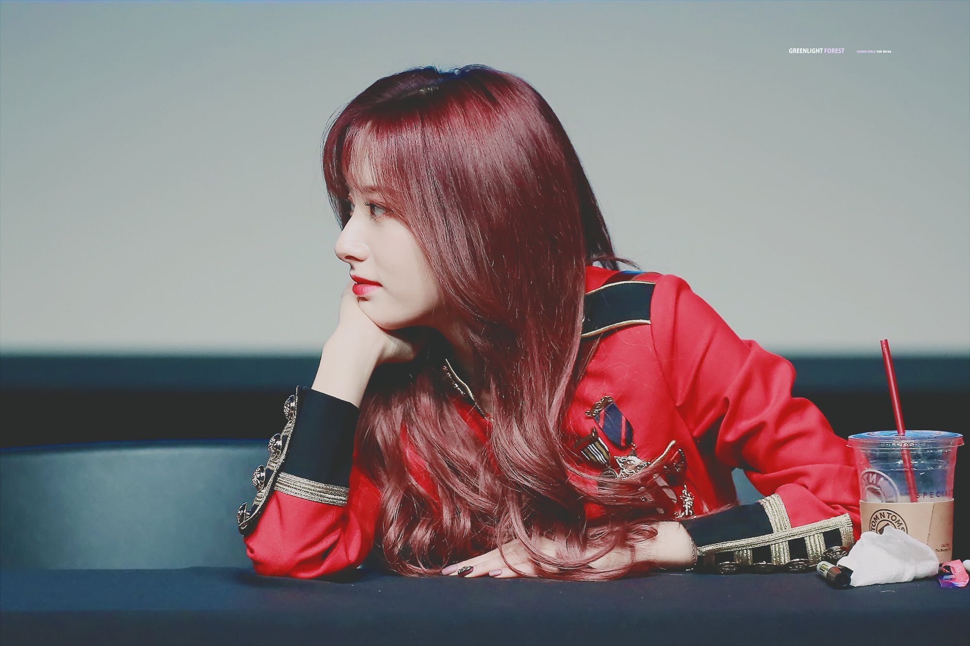 우주소녀 보나의 콧대.jpg | 인스티즈