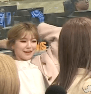 프로미스나인 꿀깅이.gif | 인스티즈