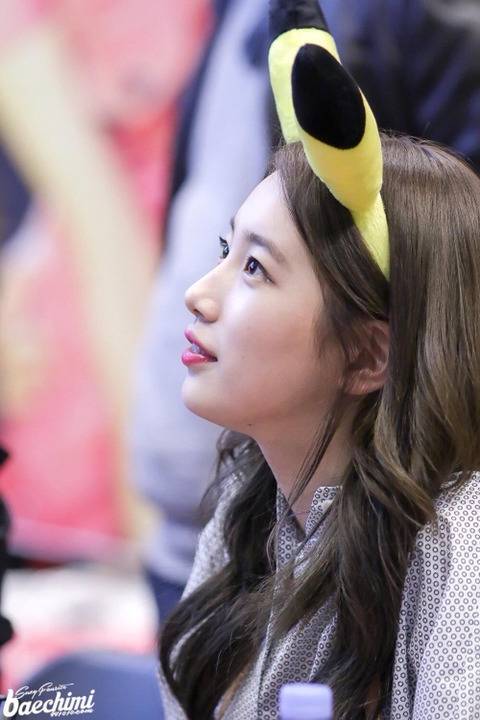 팔목 점크기에 부심있는 수지 | 인스티즈