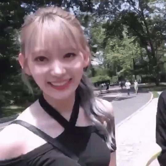 아이즈원 미야와키 사쿠라 랜덤짤 40 | 인스티즈