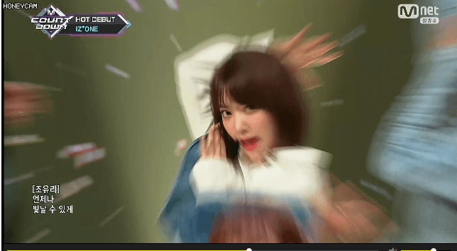 오늘자 엠카운트다운 아이즈원 사쿠라.gif | 인스티즈
