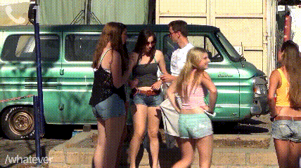 발기된 채로 여자 꼬시는 몰카.gif | 인스티즈