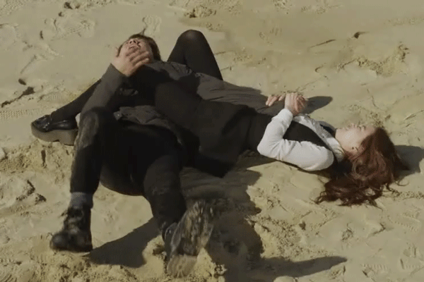 당하면 아픈 암바.gif | 인스티즈