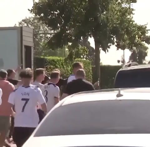 가레스 베일 토트넘 도착 | 인스티즈