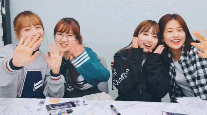오늘자 v라이브 히토미/조유리(나코/유진).gif | 인스티즈