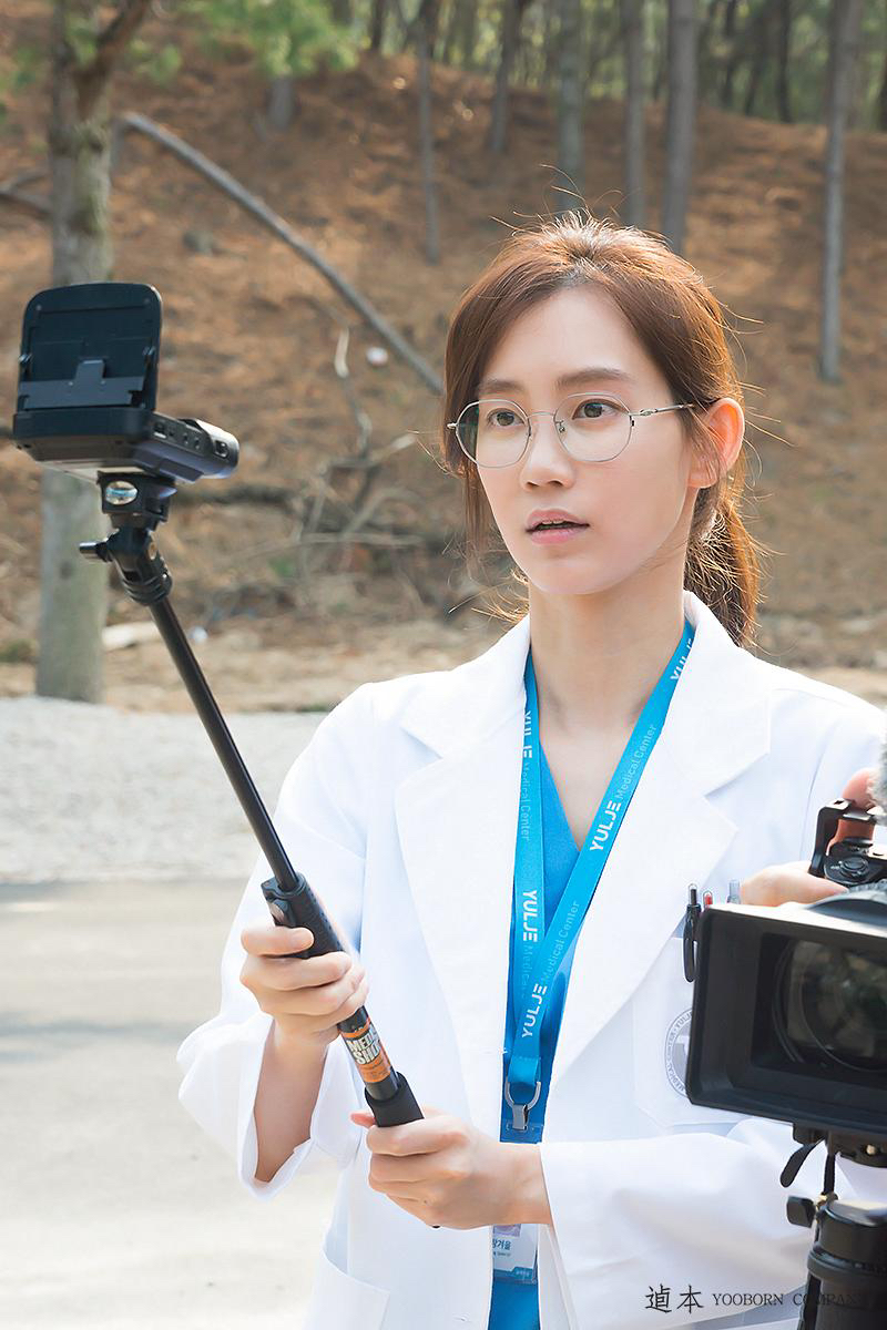 c0e0c80c92c80eaa685891ba4c1455d9e866160d