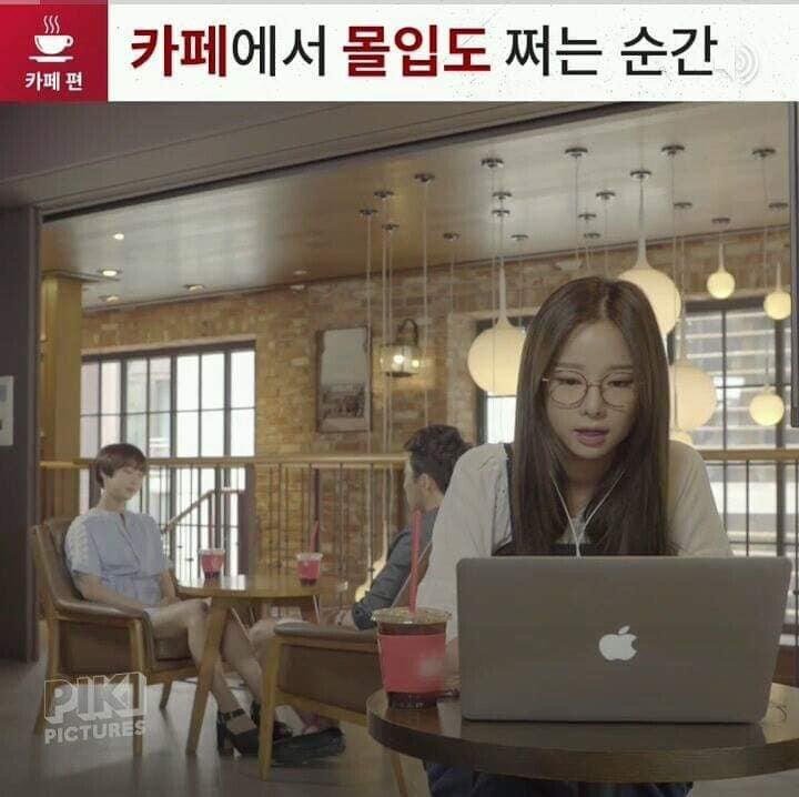 카페에서 가장 몰입도 쩌는 순간 | 인스티즈