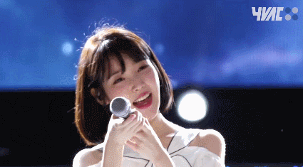 2017년 연세대 축제 아이유.jpgif | 인스티즈