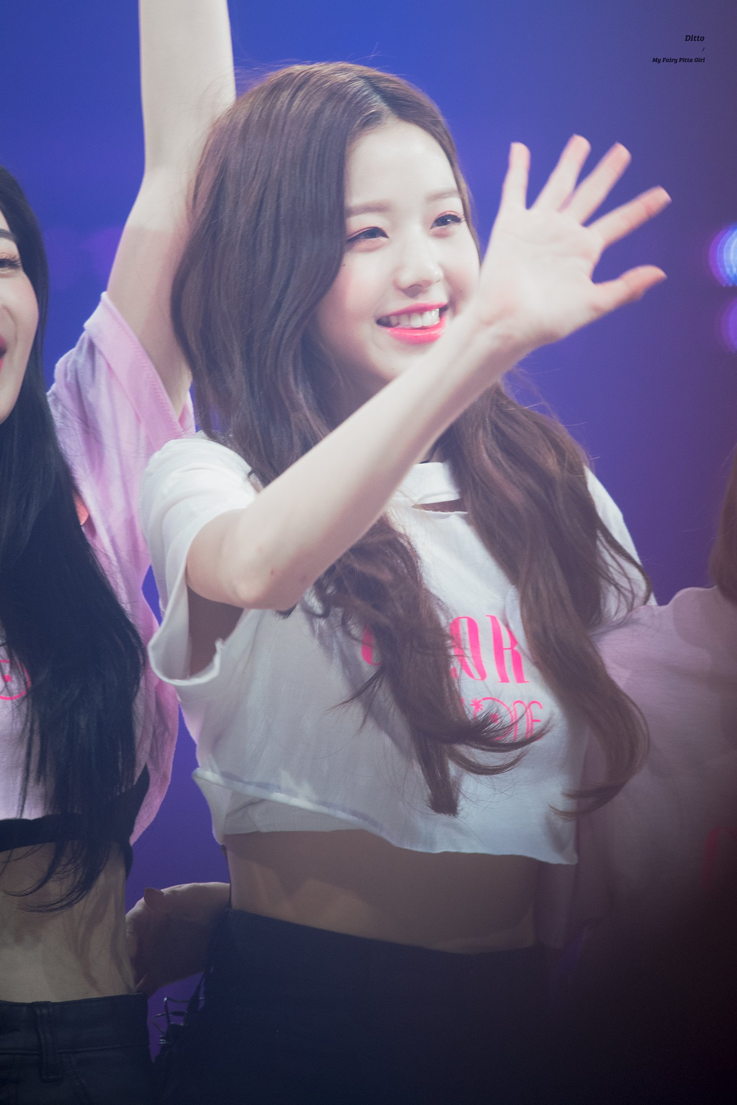 어제 라비앙로즈 쇼케이스 장원영.jpg | 인스티즈