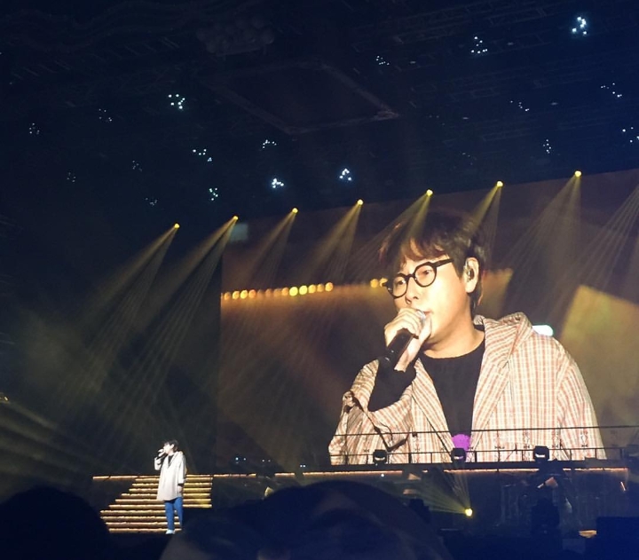 아이유 콘서트 게스트 정우성...gif | 인스티즈