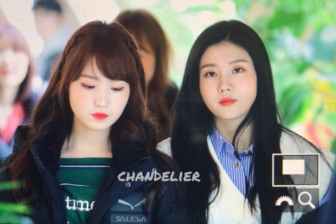 오늘자 출국한 아이즈원 | 인스티즈