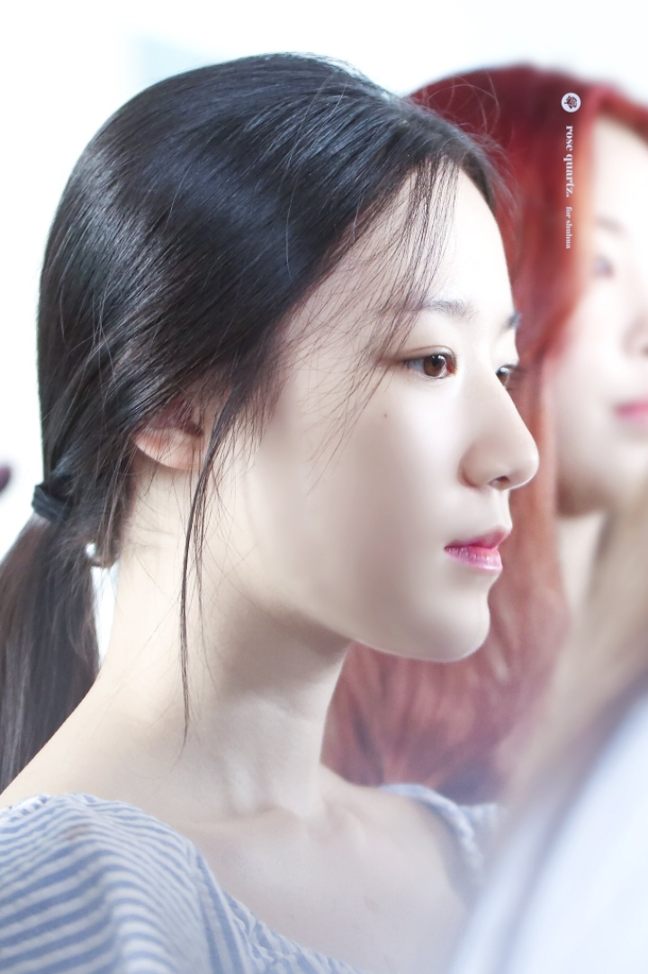 쌩얼로 다니는게 편하다는 여자아이들 슈화 | 인스티즈