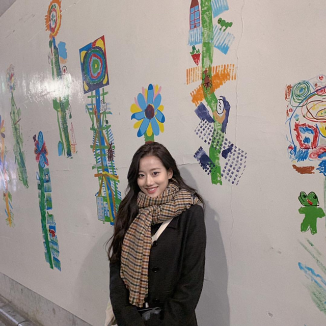 에이프릴 나은 여친짤.jpg | 인스티즈