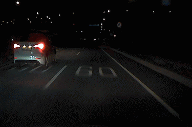 경적 울리는 렉카 안 비켜주면 생기는 일.gif | 인스티즈