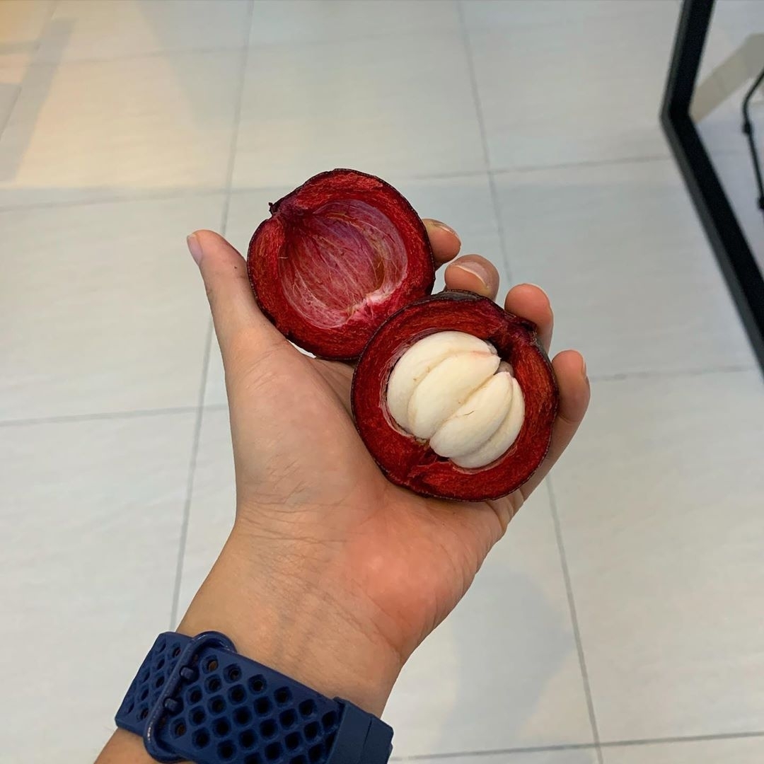 마늘처럼 생겼다는 과일.........jpg | 인스티즈