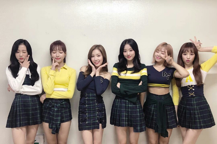 오늘자 에이프릴 인스타 업뎃 | 인스티즈