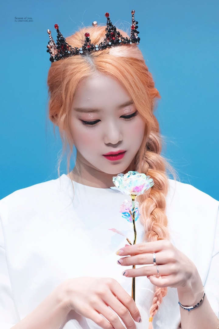 묘하게 닮은 두 걸그룹 멤버 | 인스티즈