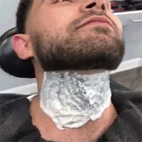 목 털 왁싱 하다가 아파서 눈 돌아감.gif | 인스티즈