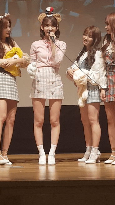 아이즈원 첫 팬싸인회.GIF | 인스티즈