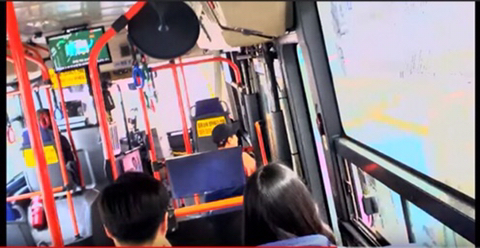 모르는 사람이 넥타이 매는걸 도와달라고 하면? | 인스티즈