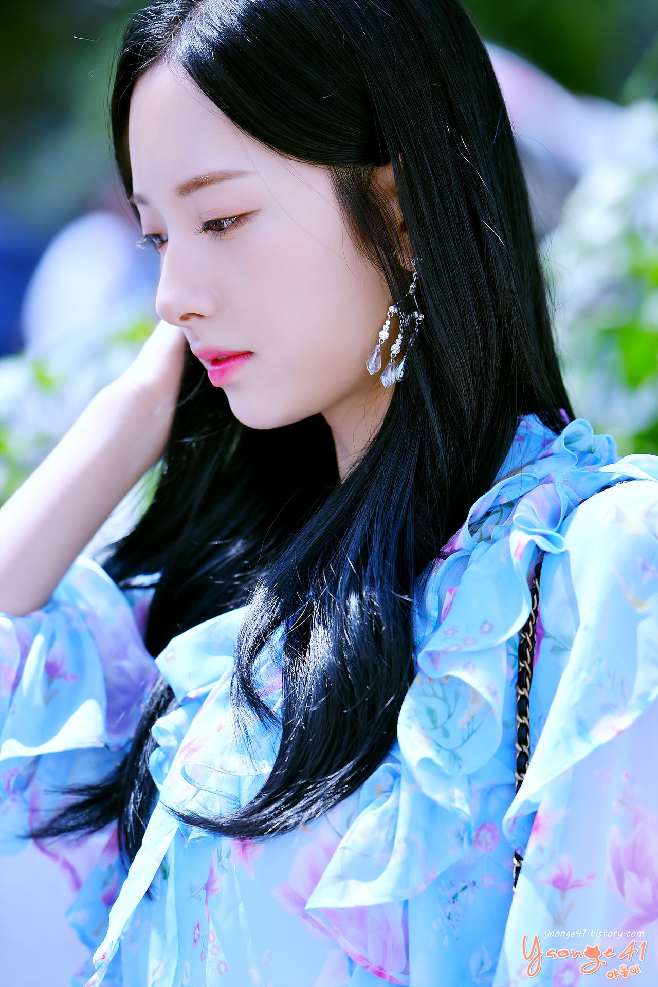 우주소녀 보나의 콧대.jpg | 인스티즈
