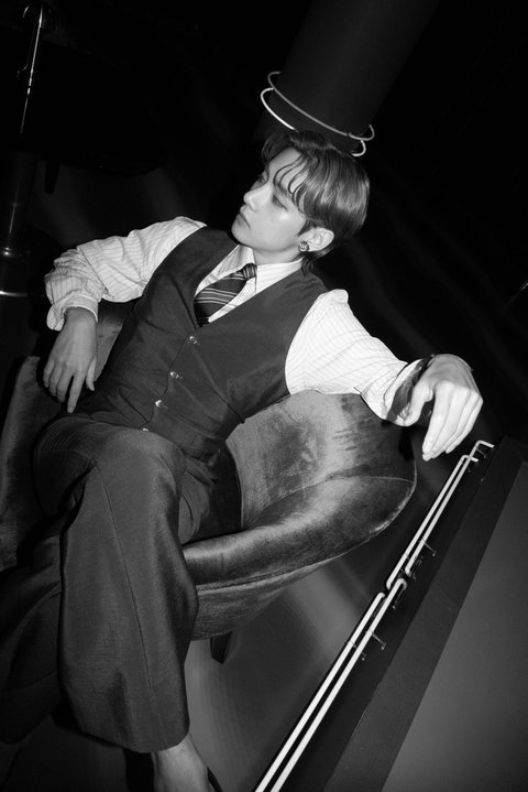 피아노치는 뷔 | 인스티즈