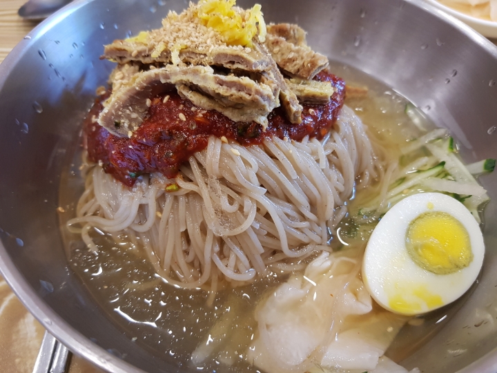 부산로컬들이 가는 진짜 밀면 맛집 | 인스티즈