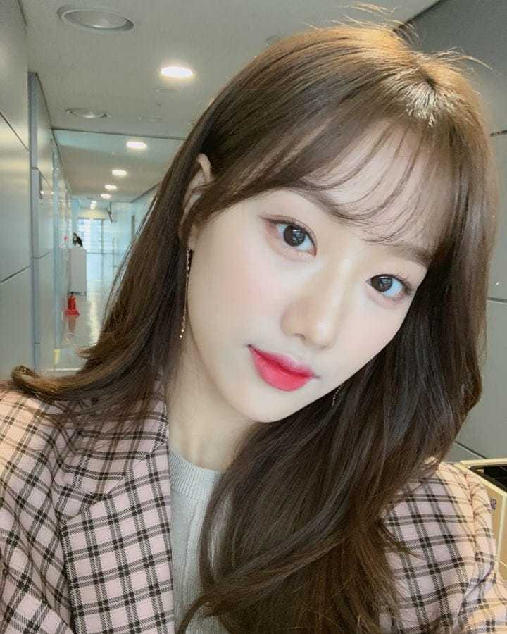 상큼하게 이쁜 이나은 | 인스티즈