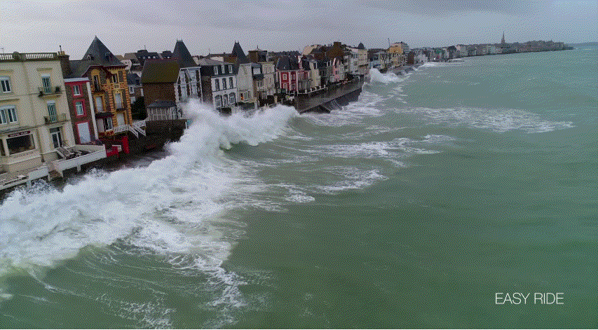 파도가 창을 닦는 해변 | 인스티즈