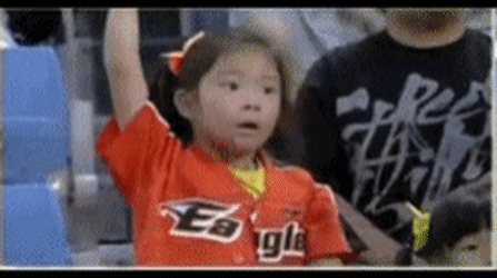 인생 2회차가 의심되는 어린이들.gif | 인스티즈