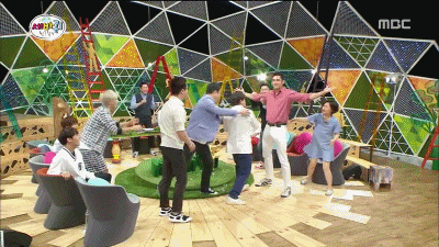 줄리엔 강 진짜로 때리는 이계인 | 인스티즈