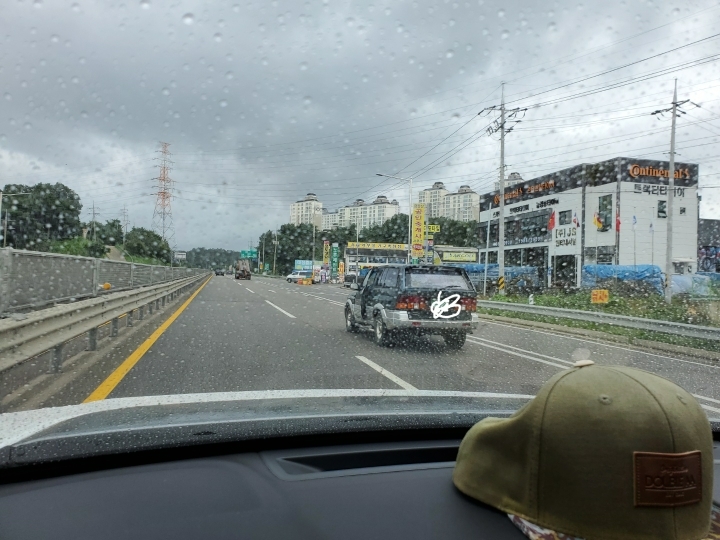 비오는날 오픈카 | 인스티즈