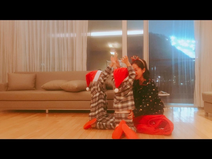 2019년 첫 한지민.jpgif | 인스티즈