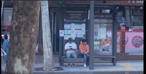 모르는 사람이 넥타이 매는걸 도와달라고 하면? | 인스티즈