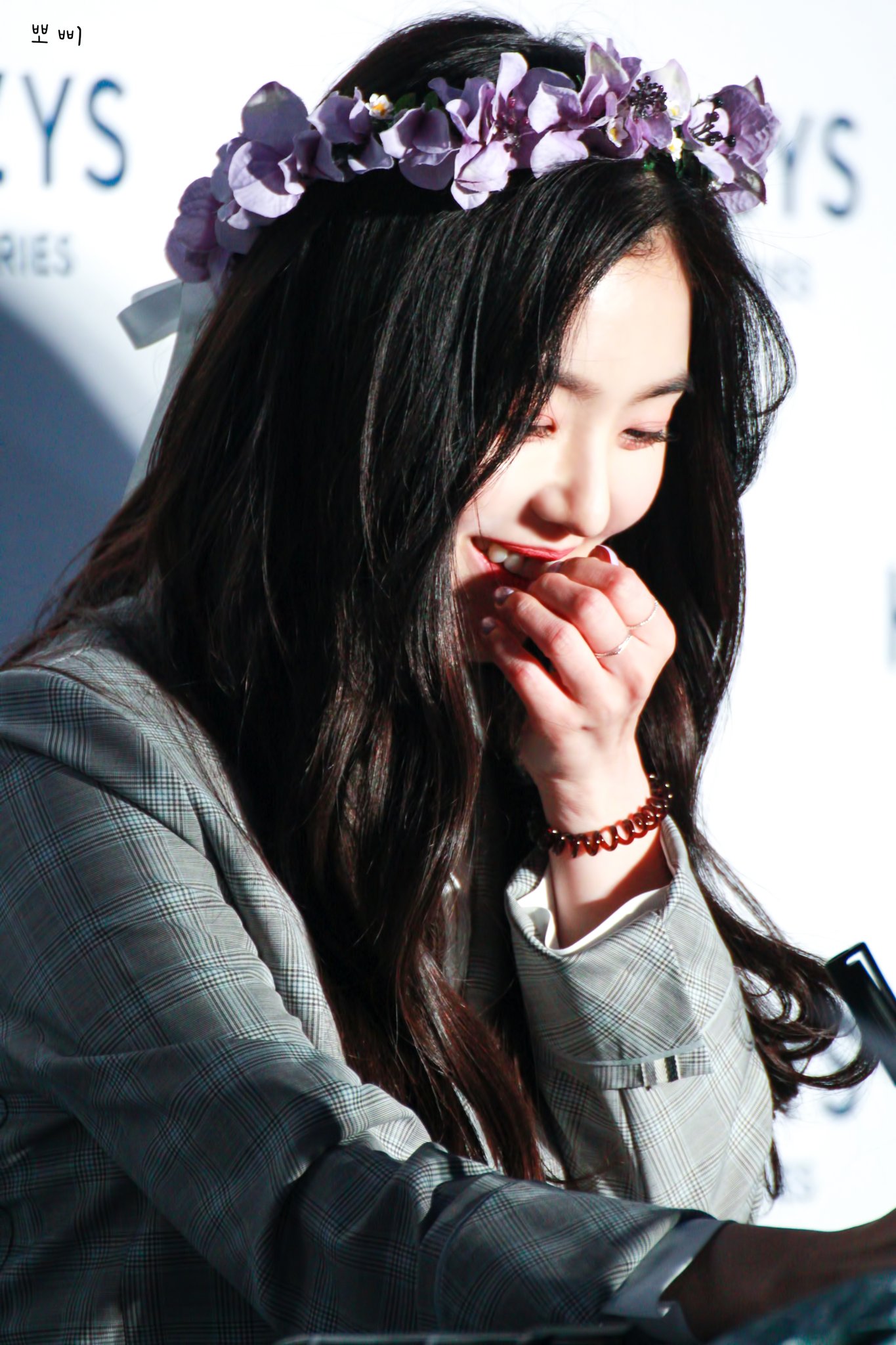 아이린의 옆태.jpg | 인스티즈