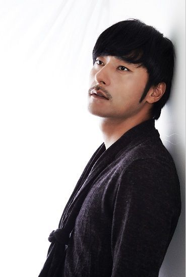 실제로 보면 장동건과 세리자와 느낌 난다는 배우 | 인스티즈